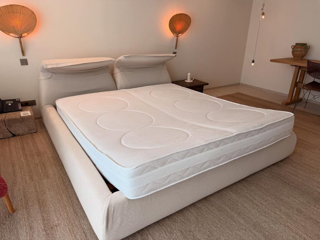 Matelas nettoyé dans une villa à Mougins