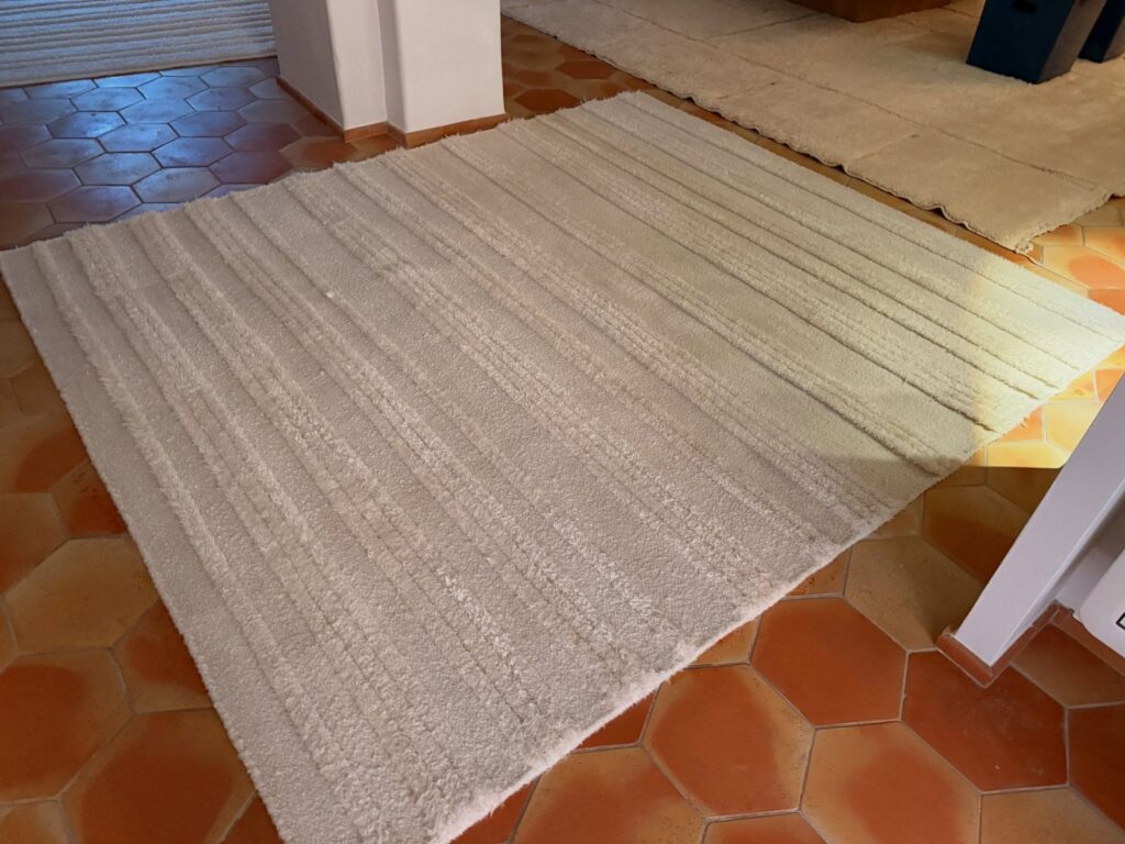 Tapis tissé nettoyé à Villefranche-sur-Mer